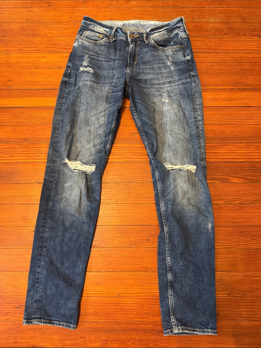 H&M Women's Slim Straight Distressed Medium Blue Jeans Boyfriend Fit Size 25/32